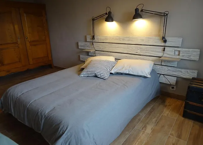 Les Tourettes Nauviale