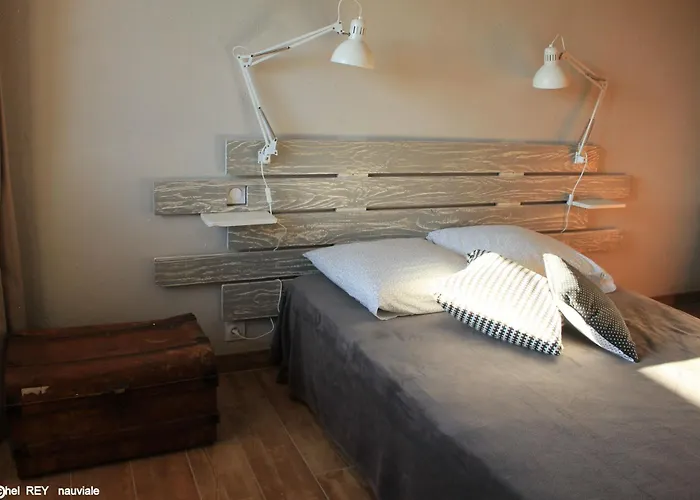 Les Tourettes Holiday home Nauviale